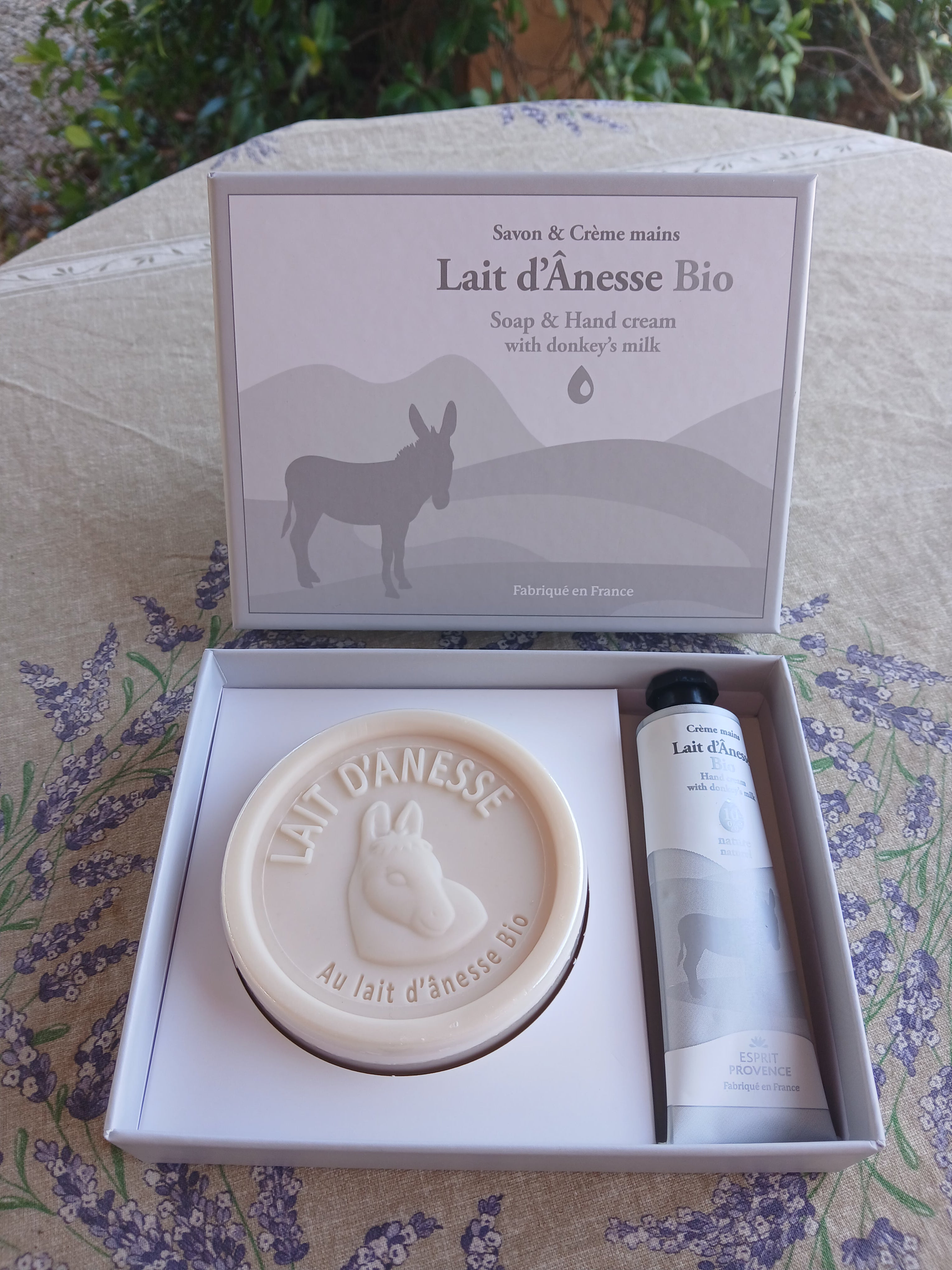 Coffret savon et crème mains au lait d'ânesse