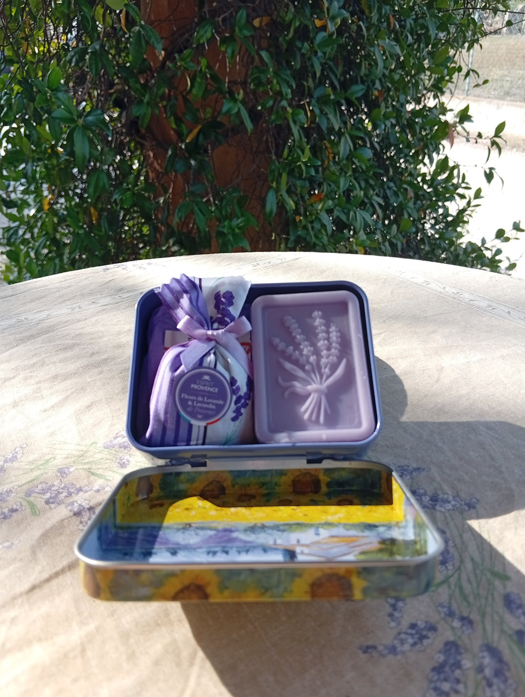 Boite Savon Lavande et fleurs de lavandin